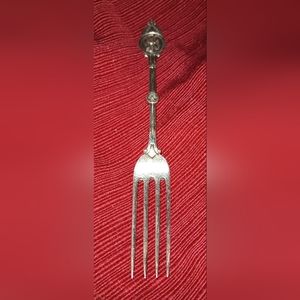 *VINTAGE* Warrior Medallion Sterling Silver  Dinner Fork ( 7 ⅜" )